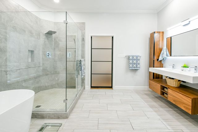 2442 Chimney Rock Road, Houston, TX 77056