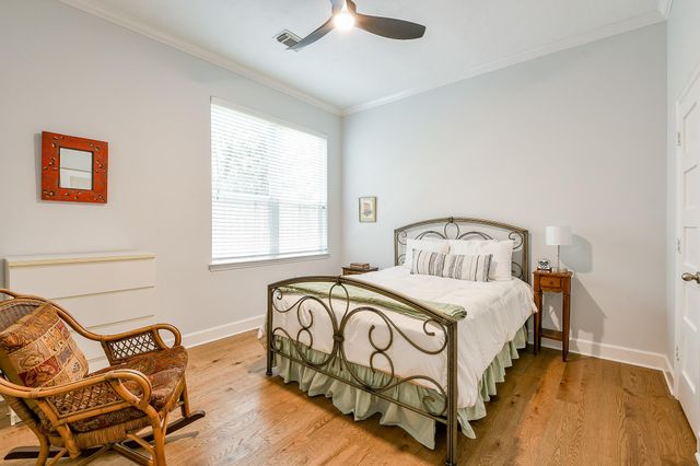 2442 Chimney Rock Road, Houston, TX 77056