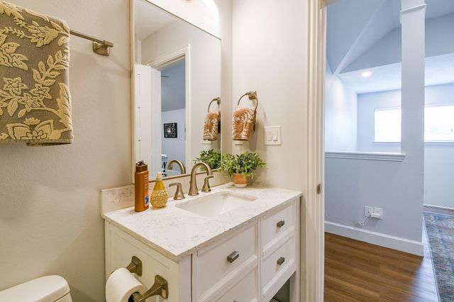 2442 Chimney Rock Road, Houston, TX 77056