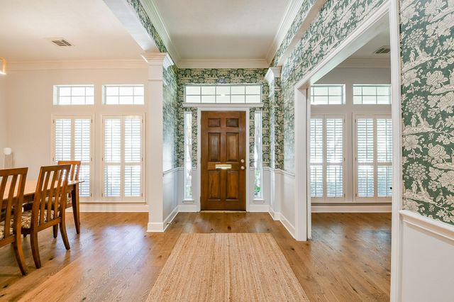 2442 Chimney Rock Road, Houston, TX 77056