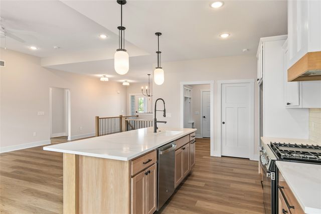17526 Northview Drive, Urbandale, IA 50263