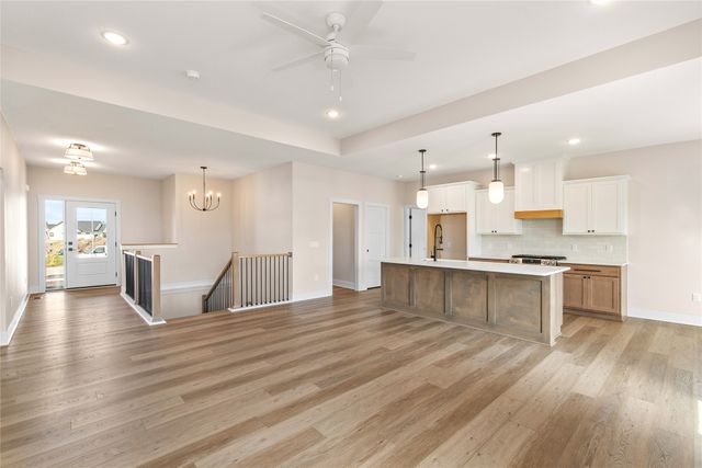 17526 Northview Drive, Urbandale, IA 50263