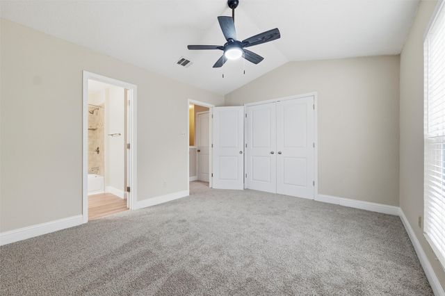 112 Churchill Lane, Euless, TX 76039