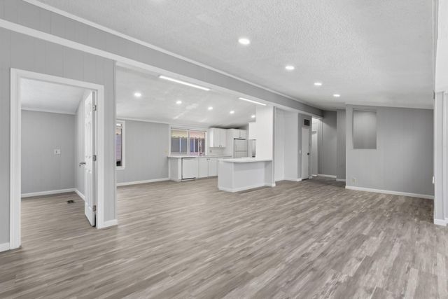 353 Millpond Drive 353, San Jose, CA 95125