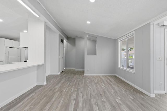 353 Millpond Drive 353, San Jose, CA 95125