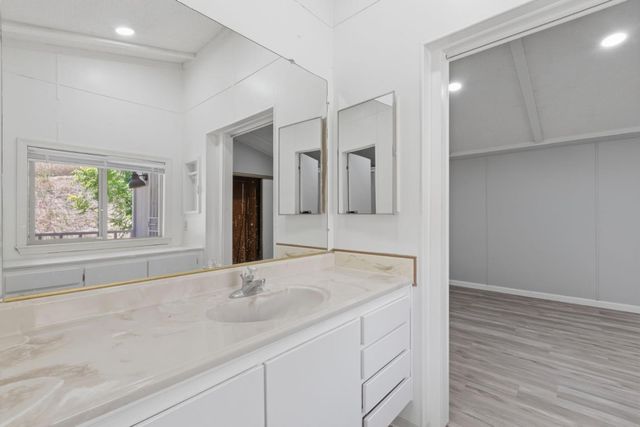 353 Millpond Drive 353, San Jose, CA 95125