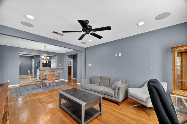 7103 Hemlock Street, Houston, TX 77087