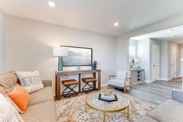 19454 136th Avenue N, Rogers, MN 55374