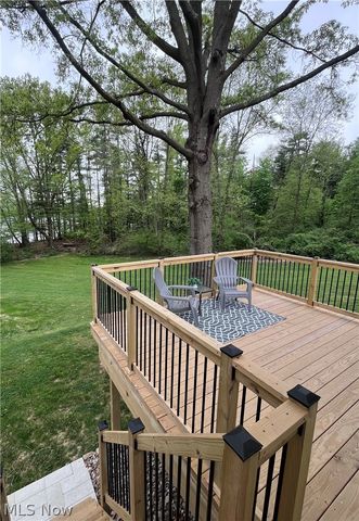 1121 Doralee Drive, Mogadore, OH 44260