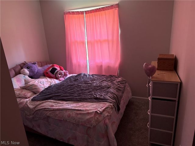 1121 Doralee Drive, Mogadore, OH 44260