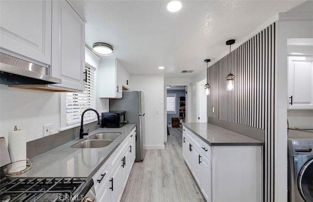 11101 Imperial Hwy 85, Norwalk, CA 90650