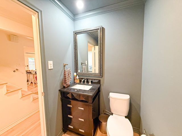 4500 San Carlos Street, University Park, TX 75205