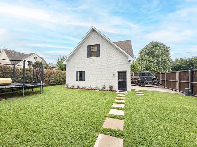 4500 San Carlos Street, University Park, TX 75205