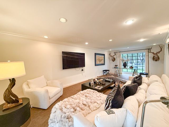 4500 San Carlos Street, University Park, TX 75205