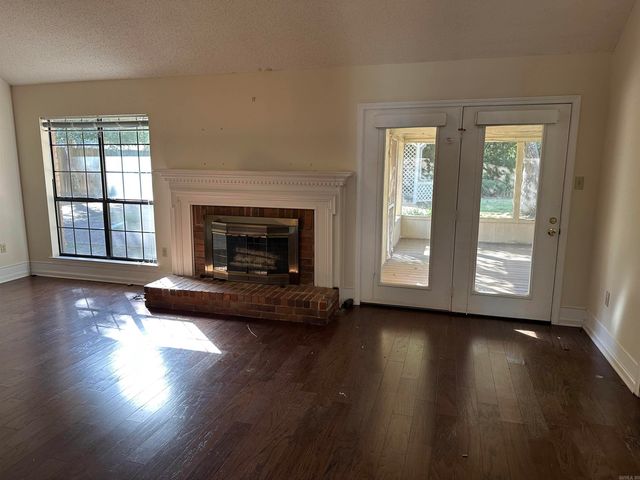 915 Heather Circle, Conway, AR 72034