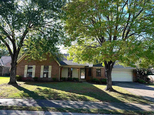 915 Heather Circle, Conway, AR 72034