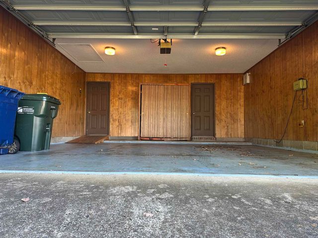 915 Heather Circle, Conway, AR 72034