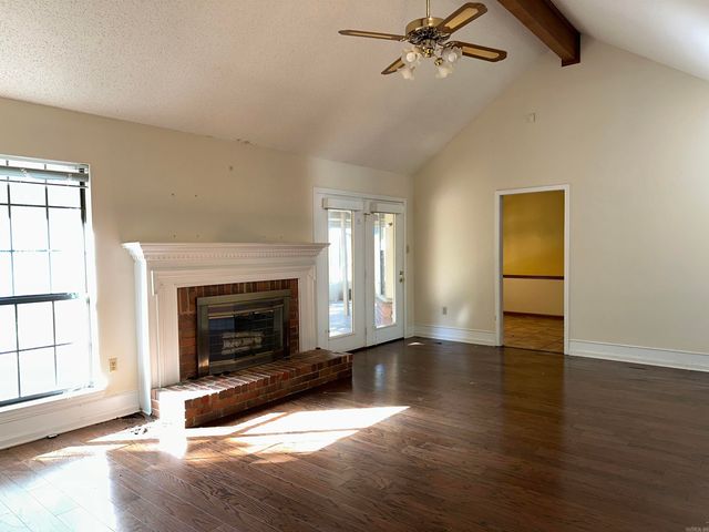 915 Heather Circle, Conway, AR 72034