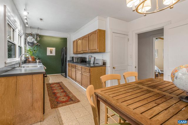 810 TUNLAW PL, Charlottesville, VA 22903