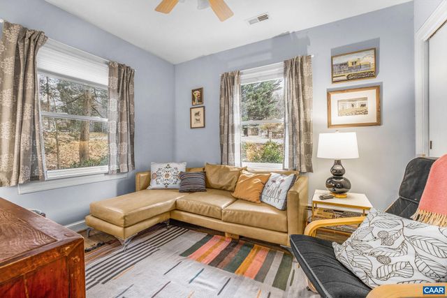 810 TUNLAW PL, Charlottesville, VA 22903