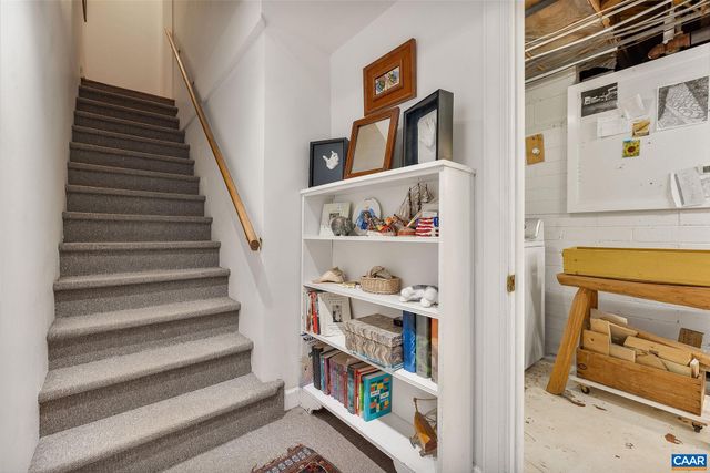 810 TUNLAW PL, Charlottesville, VA 22903