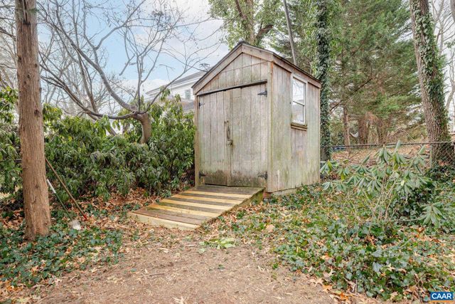 810 TUNLAW PL, Charlottesville, VA 22903