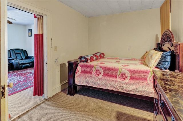 174-176 North Champlain Street, Burlington, VT 05401