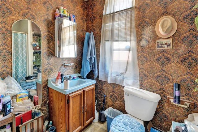 174-176 North Champlain Street, Burlington, VT 05401