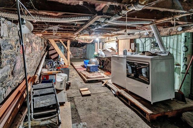 174-176 North Champlain Street, Burlington, VT 05401