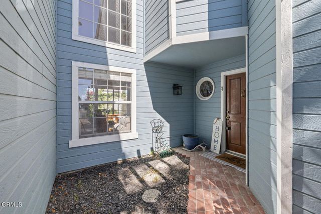 9813 Sweetwater Lane, Ventura, CA 93004