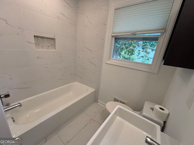 1453 Oconee Pass NE, Brookhaven, GA 30319