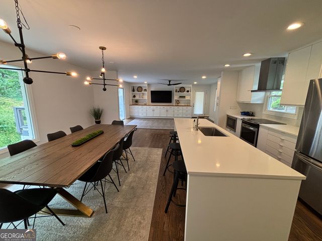 1453 Oconee Pass NE, Brookhaven, GA 30319