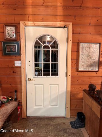 21160 N Corbin Hill Rd., Hayden, ID 83835