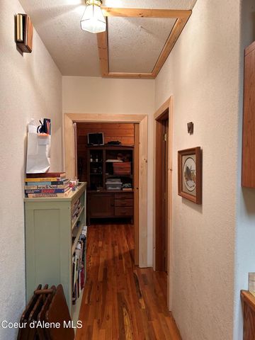 21160 N Corbin Hill Rd., Hayden, ID 83835