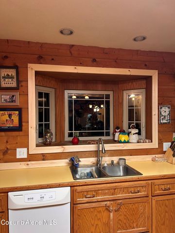 21160 N Corbin Hill Rd., Hayden, ID 83835