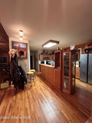 21160 N Corbin Hill Rd., Hayden, ID 83835