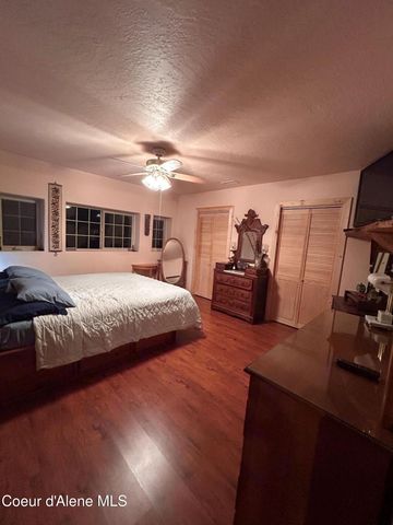 21160 N Corbin Hill Rd., Hayden, ID 83835