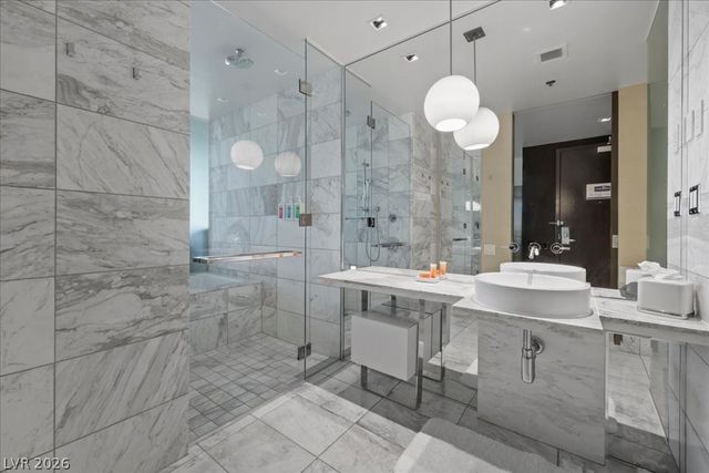 4381 West Flamingo Road 5118, Las Vegas, NV 89103