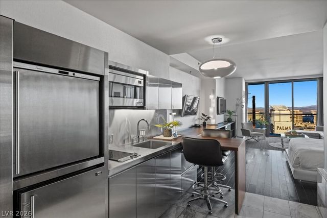 4381 West Flamingo Road 5118, Las Vegas, NV 89103