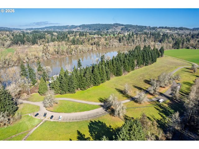 400 Nw RIVERPARK Pl, Canby, OR 97013