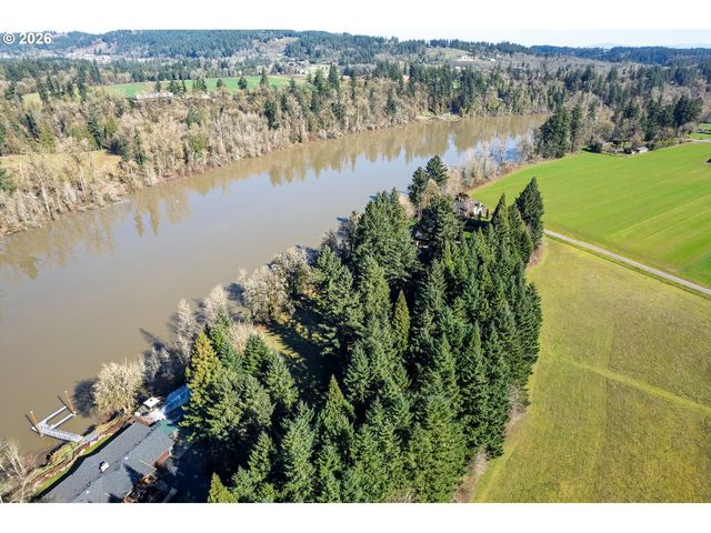400 Nw RIVERPARK Pl, Canby, OR 97013