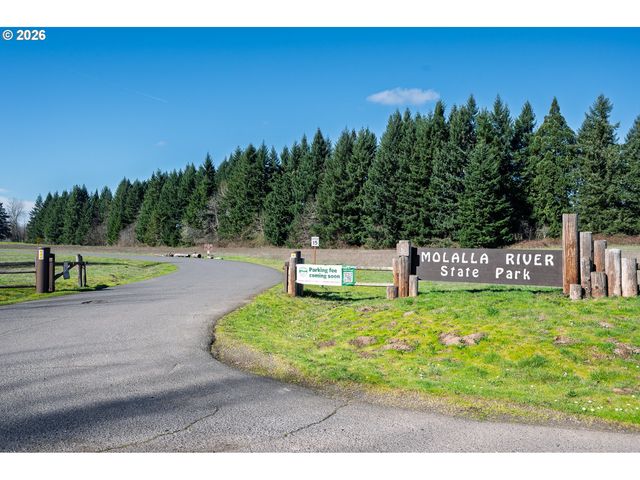 400 Nw RIVERPARK Pl, Canby, OR 97013
