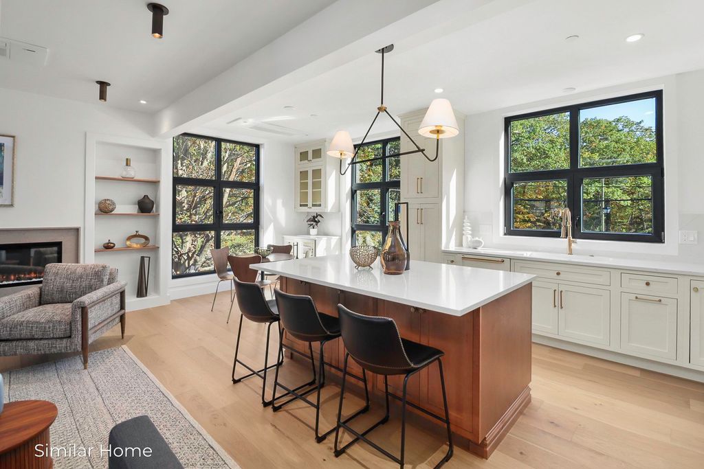 1155 Sagamore Avenue D, Portsmouth, NH 03801