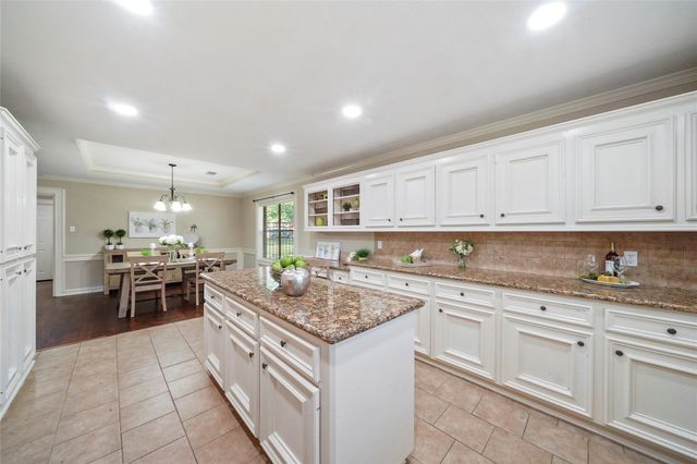 7415 Revelwood Drive, Magnolia, TX 77354