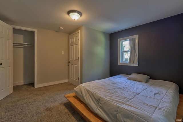 3211 Mount Vernon Avenue, Evansville, IN 47712
