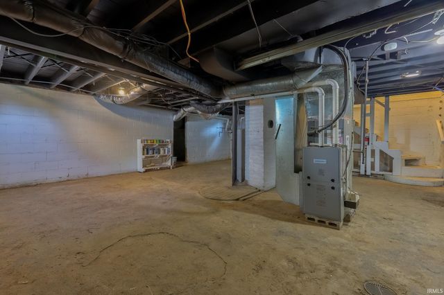 3211 Mount Vernon Avenue, Evansville, IN 47712