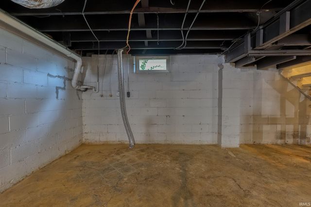 3211 Mount Vernon Avenue, Evansville, IN 47712