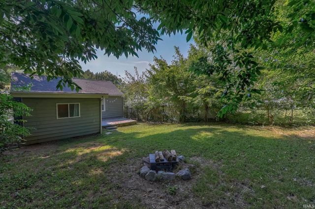 3211 Mount Vernon Avenue, Evansville, IN 47712
