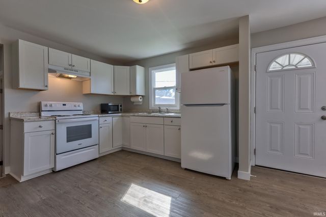 3211 Mount Vernon Avenue, Evansville, IN 47712