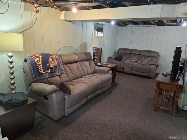 1503 12th Street, Wyandotte, MI 48192